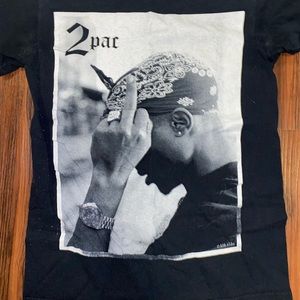 Tupac middle finger shirt
